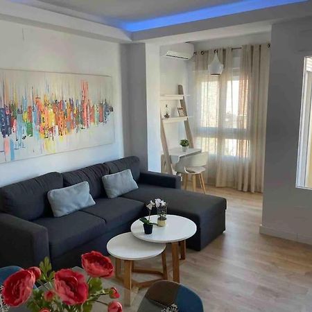 Victoria'S Apartment Boutique مالقة المظهر الخارجي الصورة
