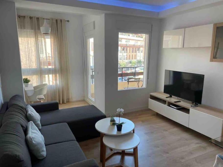 Victoria'S Apartment Boutique مالقة المظهر الخارجي الصورة