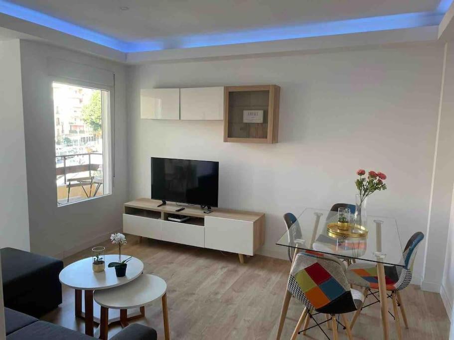 Victoria'S Apartment Boutique مالقة المظهر الخارجي الصورة